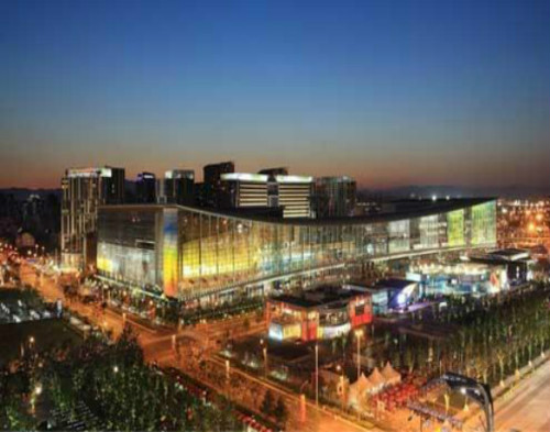 一個優(yōu)秀的展覽展廳設計對觀眾應具有很強的視覺吸引力